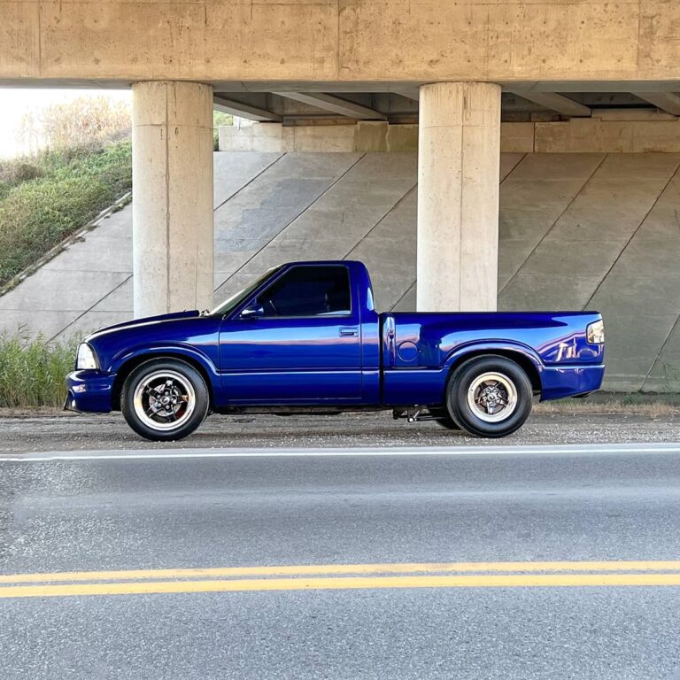 Custom GMC Sonoma with LS3 V8 Engine Swap - Specs&Mods