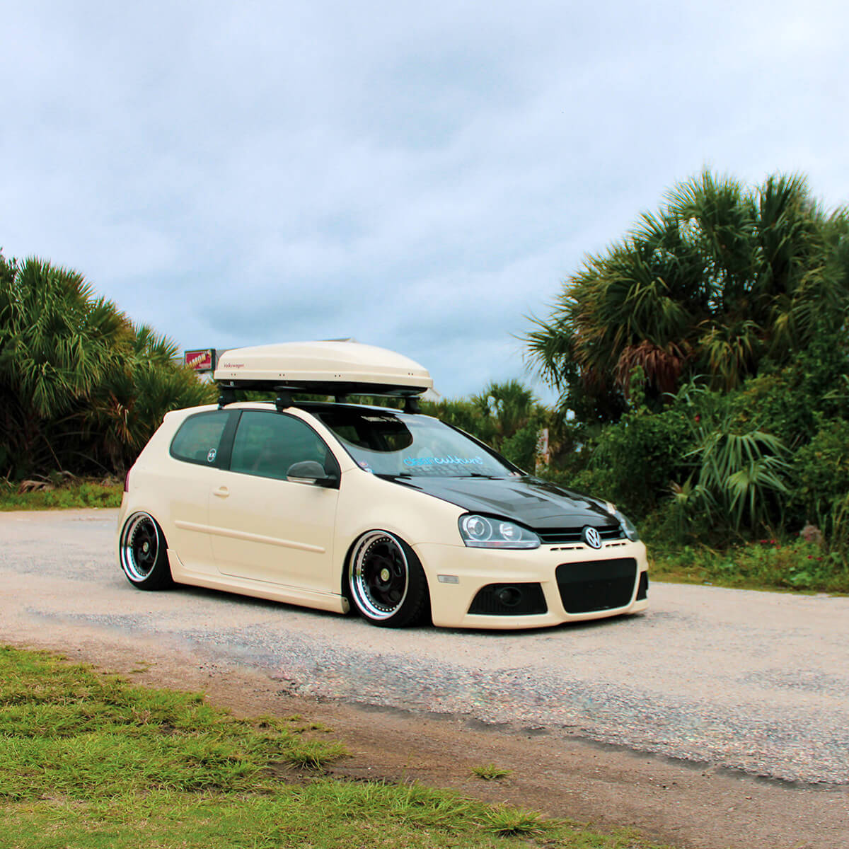 Volkswagen Golf Mk5 Modificado