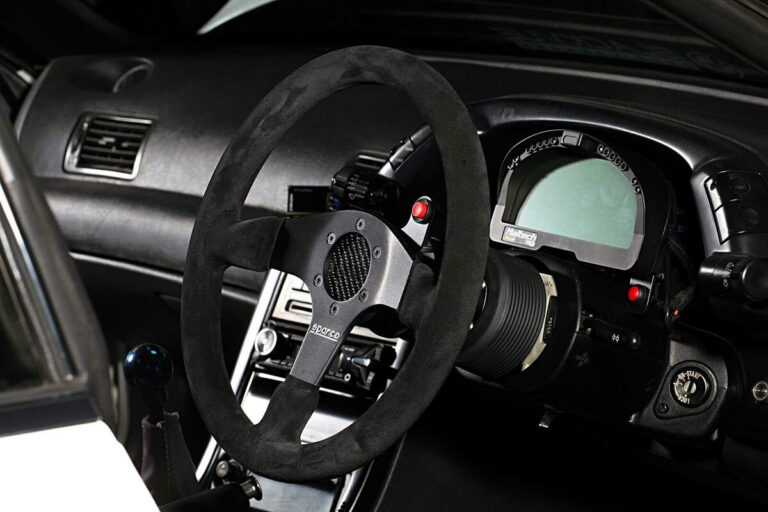 G Reddy Cluster R32 Nissan Skyline GTR R32 4 Door Sedan Conversion by Greddy
